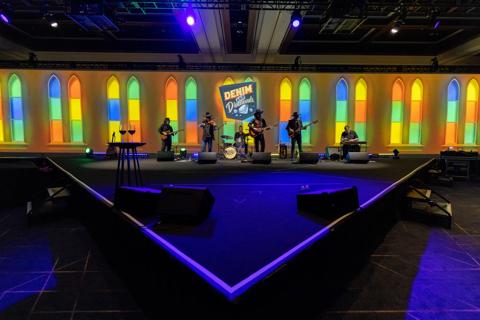 Pictures for customer story about avad3 helps event planners achieve the impossible with Barco visualization solutions