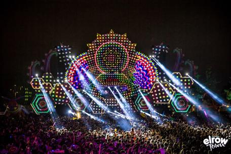 UDX 30K 3D-mapping application by CPL on the 2-day Elrow Town rave festival