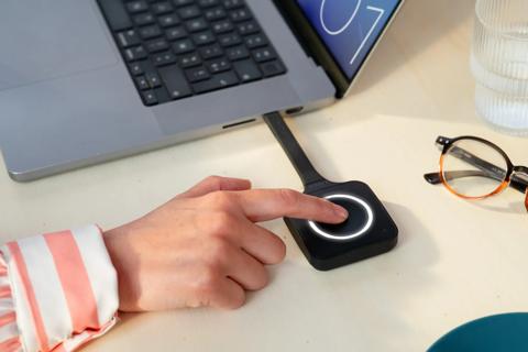 ClickShare Hub next-gen button