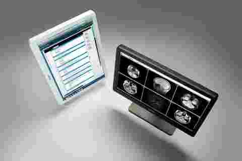 Clinical review displays for healthcare professionals