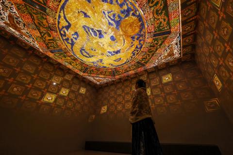 Barco illuminates the digital art of the Forbidden City - The Ways in Patterns – An Immersive Digital Exhibition from the Palace Museum powered by G50 and I600 projectors