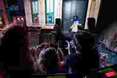 https://www.barco.com/en/customer-stories/2019/q3/2019-09-09-sesame%20street - dark ride