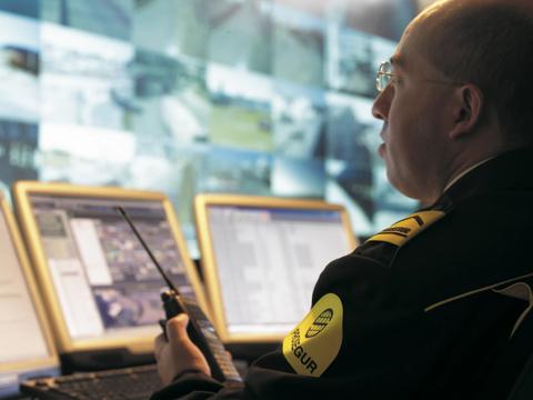 porto 0022 traffic management police security guard control room