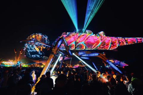 CPL Dragonfly projection shines at Glastonbury festival 2025 with Barco projectors