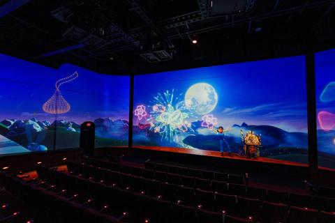 Pictures for customer story Hershey's Great Candy Expedition by Clair Global with UDX projectors