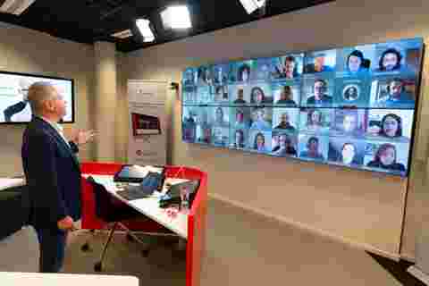 virtual classroom demo session @Barco experience center
