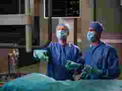 Digital operating room with surgeons