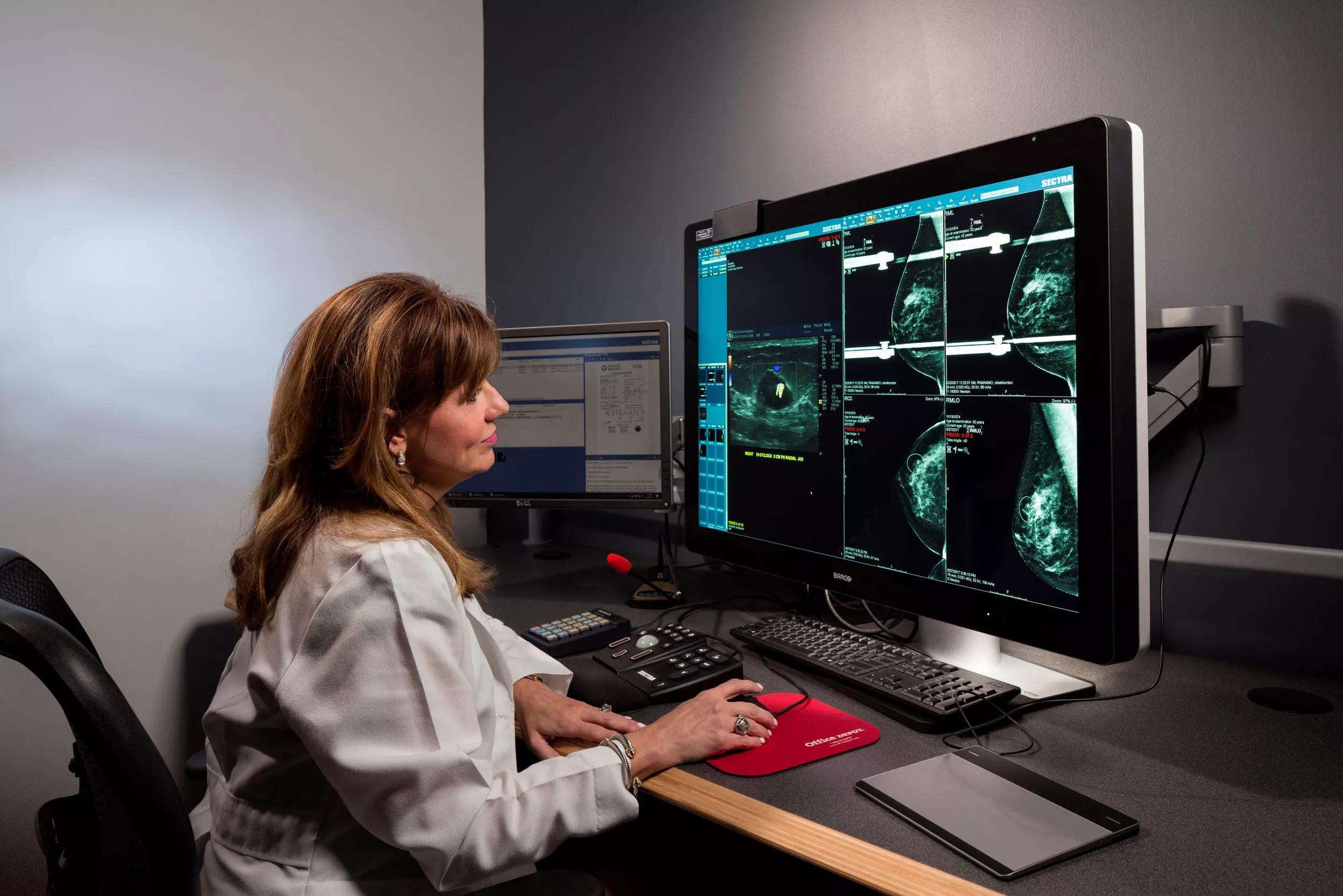 How to design the perfect mammography reading room - Barco