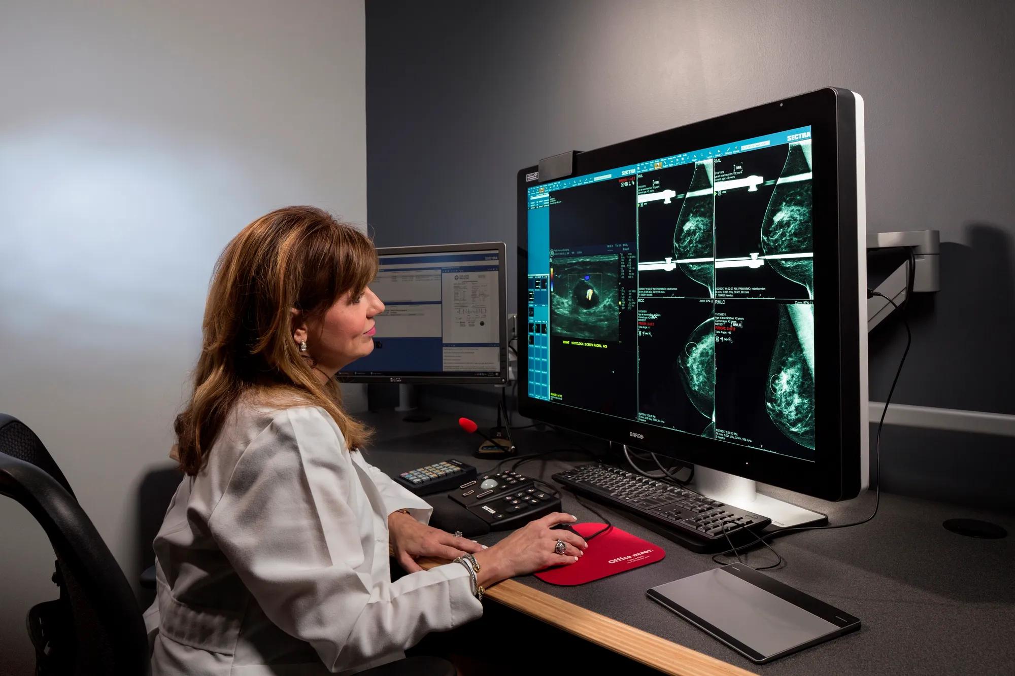 How to design the perfect mammography reading room - Barco