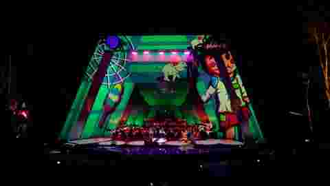 Pictures for customer story in Mexico -  The Singing Cricket spectacle: a timeless show for all ages, a projection mapping during a concert with UDM