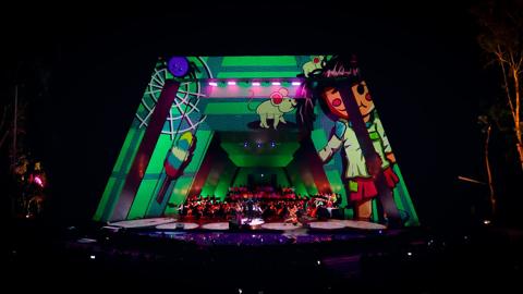 Pictures for customer story in Mexico -  The Singing Cricket spectacle: a timeless show for all ages, a projection mapping during a concert with UDM
