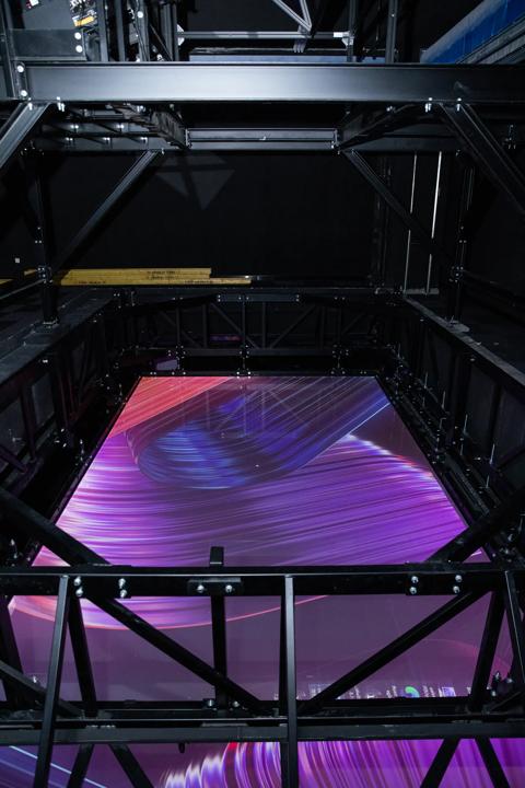 Pictures for customer story Barco partners with Tsinghua University to unlock a new form of virtual reality research