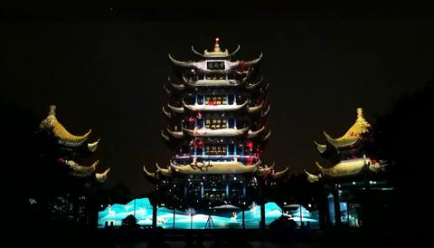 Customer story
Customer reference 

Barco UDX (UDX-40K) lighting up the Yellow Crane Tower in Wuhan, China for magic light show