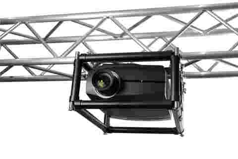 F80 projector mounted in rental frame and truss,via regular clamps (4)
