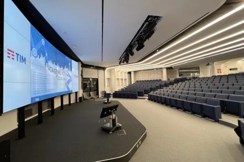 TIM auditorium customer story barco unisee