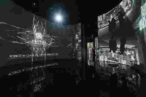 Art Box Media Experience - Retro Warsaw immersive experience using G60-W10 projectors

Pictures customer story