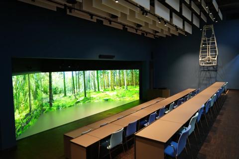 Transforming learning spaces: Barco powers South Westphalia University’s XR Lab - an XCITE project with UDM projectors and a cave with Barco high contrast glass rear projection screens