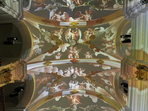 Pictures for customer story LUZ CUENCA an immersive show in THE CHURCH OF SAN MIGUEL  Spain with G60 projectors provided by Fluge AV