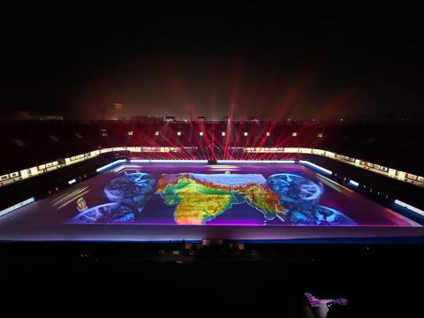 Pictures for customer story Game on at the Hockey India League with Barco projection