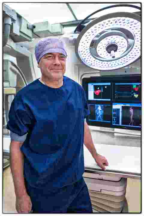 A satisfied interventional radiologist using Barco Nexxis at Maastricht University Medical Center