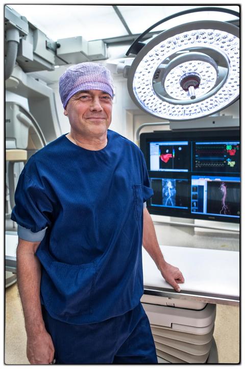 A satisfied interventional radiologist using Barco Nexxis at Maastricht University Medical Center