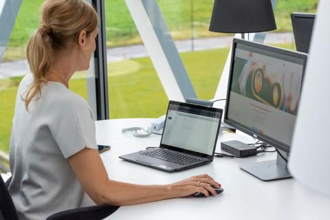 Projector Management Suite in action