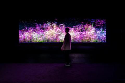 Pictures for customer story Art Basel Miami Beach by d'strict