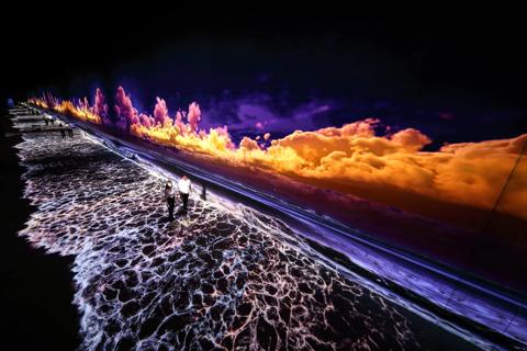 Pictures ARTE MUSEUM Waterfall - The Beach installation by d'strict