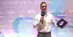 sander buyse accepting inavate award for truepix at ise 2023