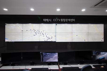 https://www.barco.com/en/customer-stories/2019/q1/2019-03-06barco%20unisee%20and%20kvd%20video%20wall%20help%20to%20keep%20taebaek%20city%20safe