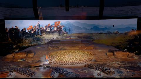 Customer story pictures 
100th anniversary of Communist Party China
Projection mapping with 150 UDX-4K40