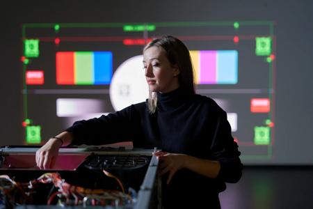 Optimized by JPEGmini 3.18.4.211102121-AP 0xc572c836