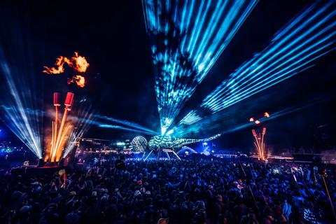 CPL Dragonfly projection shines at Glastonbury festival 2025 with Barco projectors