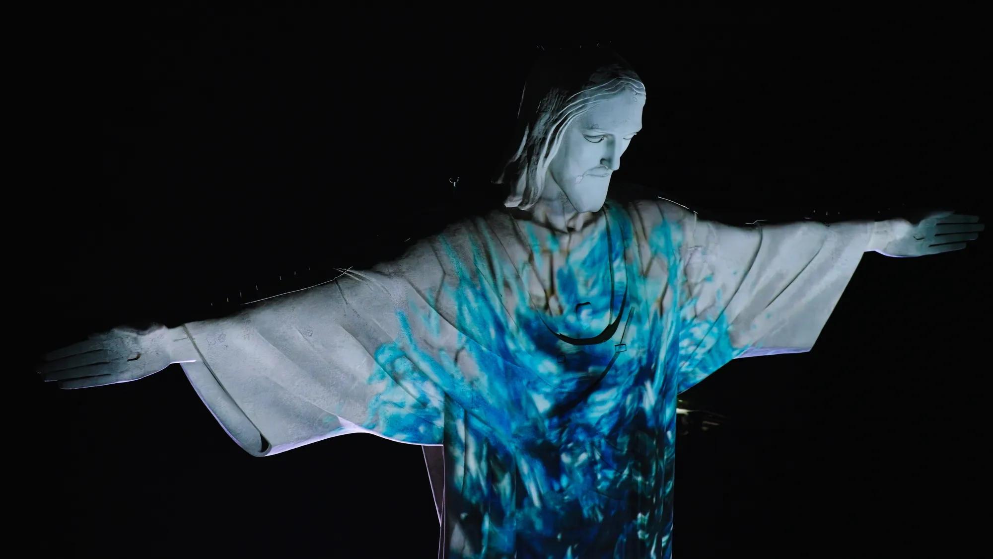 A radiant showcase of Belgian technology illuminating Christ the ...