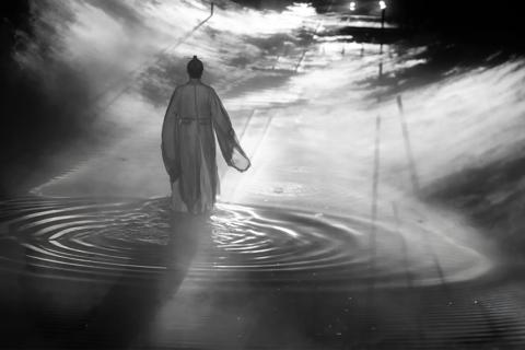 Pictures for customer story Peach Blossom Bamboo Sea Illusion in China with Barco G100 and UDX projectors